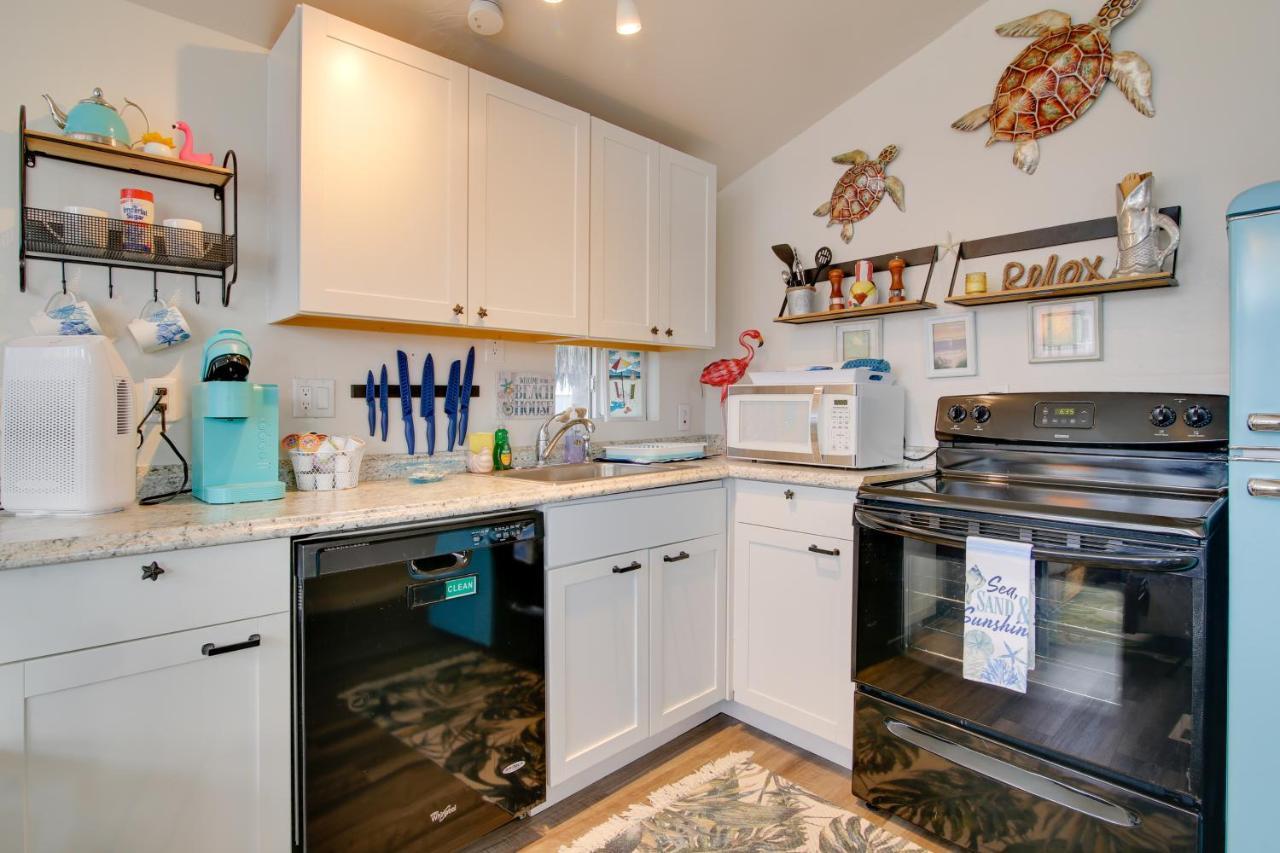 Cozy Waterfront Port Isabel Cottage With Deck! Екстериор снимка