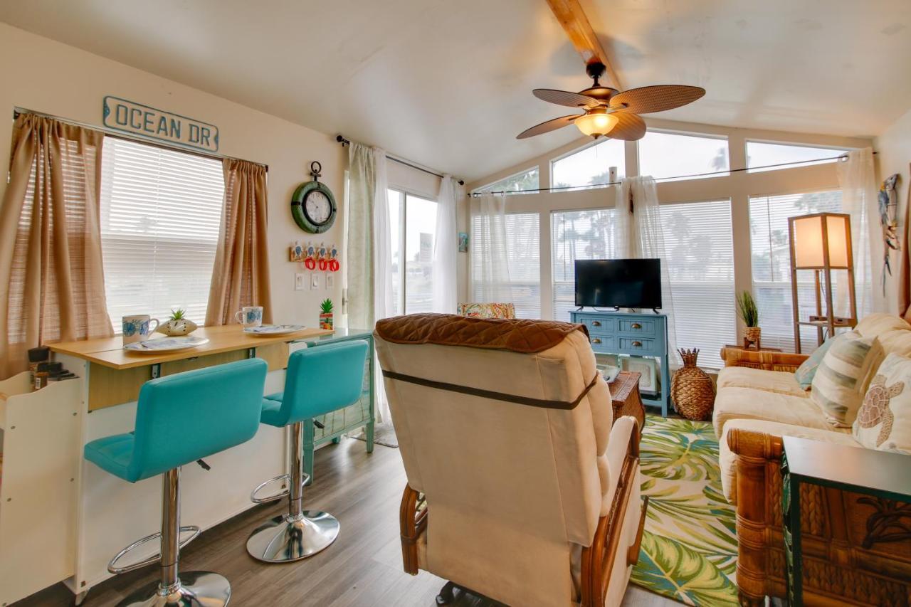 Cozy Waterfront Port Isabel Cottage With Deck! Екстериор снимка