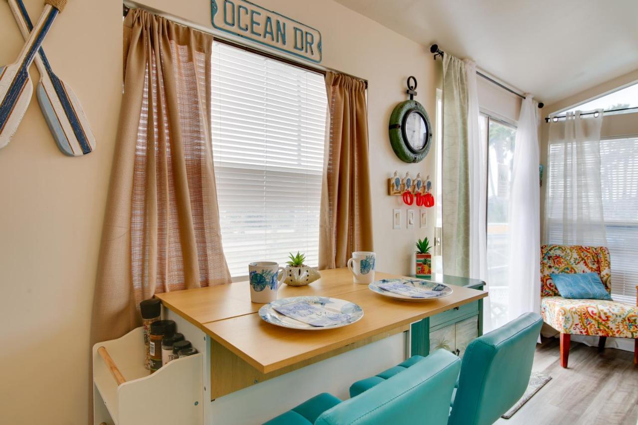 Cozy Waterfront Port Isabel Cottage With Deck! Екстериор снимка