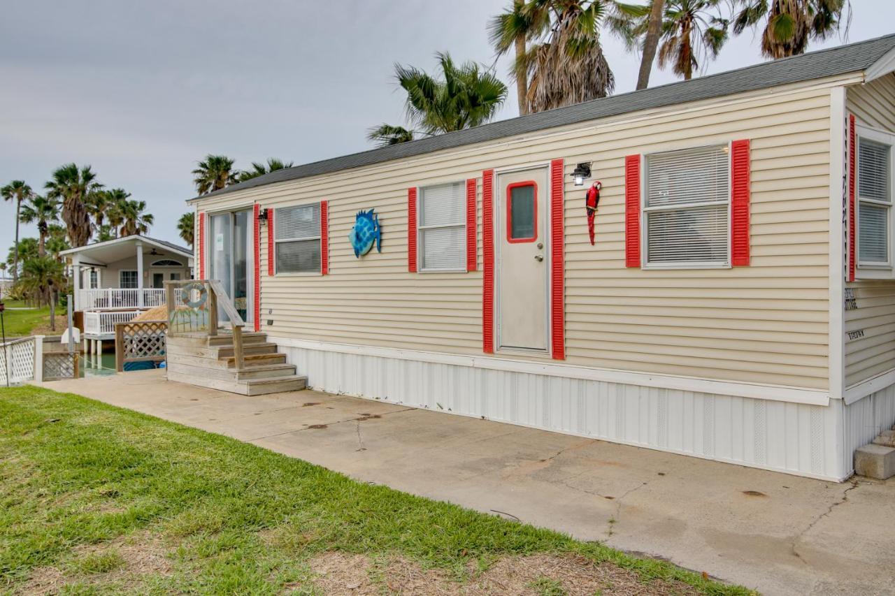 Cozy Waterfront Port Isabel Cottage With Deck! Екстериор снимка