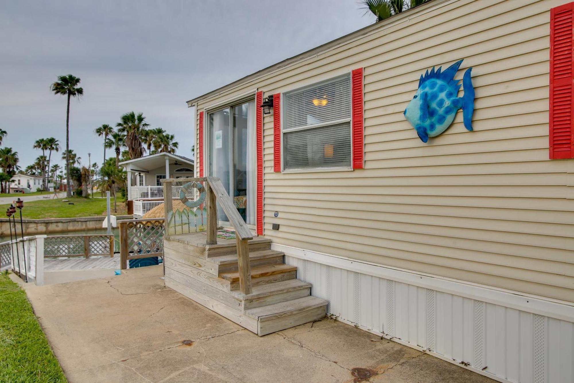 Cozy Waterfront Port Isabel Cottage With Deck! Екстериор снимка